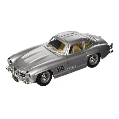 Bburago 1:24 Mercedes Benz 300SL Silver