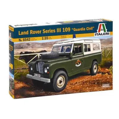 Model Kit auto 6542 - LAND ROVER III 109 "Guardia Civil" (1:35)