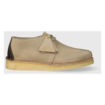 Semišové polobotky Clarks Originals Desert Trek pánské, béžová barva, 26166211