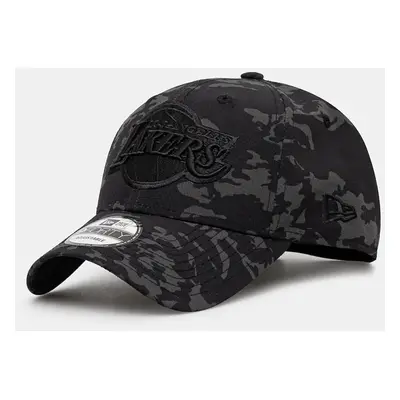 Kšiltovka New Era TONAL CAMO AOP 9FORTY LOS ANGELES LAKERS černá barva, vzorovaná, 60565359