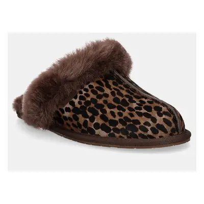 Pantofle UGG Scuffette Caspian hnědá barva, 1158352-BCDR