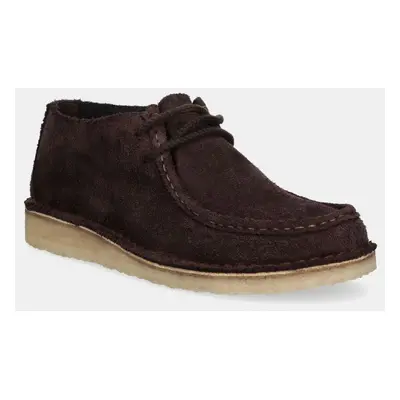 Semišové polobotky Clarks Originals Desert Nomad pánské, hnědá barva, 26177980