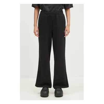 Tepláky adidas Originals Femme Galore Wideleg Fleece Pants černá barva, hladké, JN3030