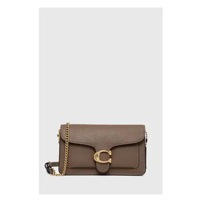 Kožená kabelka Coach Tabby Chain Clutch hnědá barva