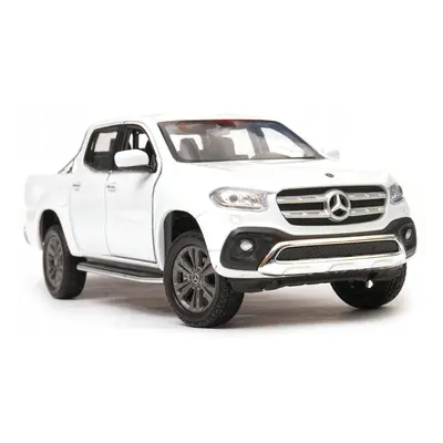 Welly kovový model mercedes-benz x-class bílý 1:24