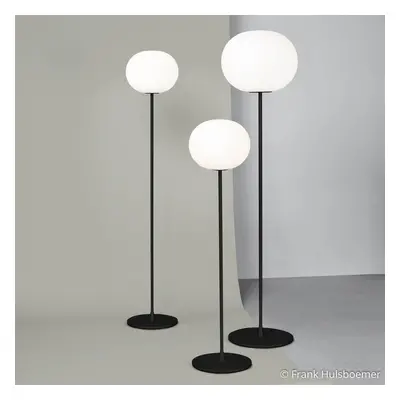 FLOS Stojací lampa FLOS Glo-Ball F1, černá