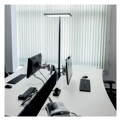 Luctra Luctra Vitawork LED stojací lampa 7000lm