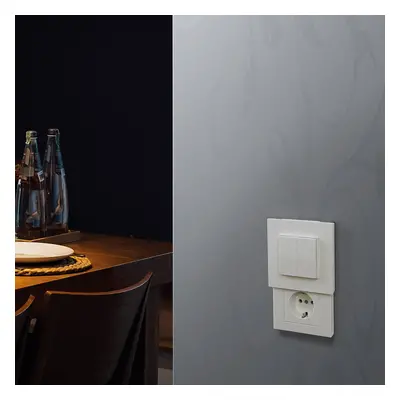 Die Versteckdose® Hidden Socket, zásuvková vložka s vypínačem