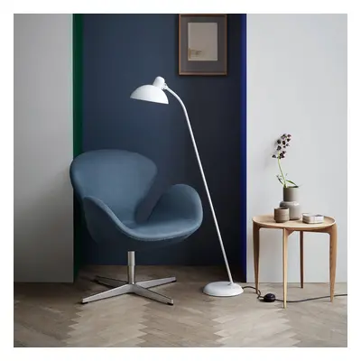 FRITZ HANSEN FRITZ HANSEN Kaiser Idell 6556-F lesklá bílá