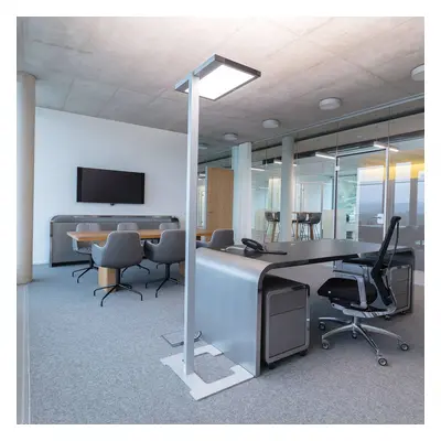 Luctra Luctra Vitawork LED stojací lampa 17000lm