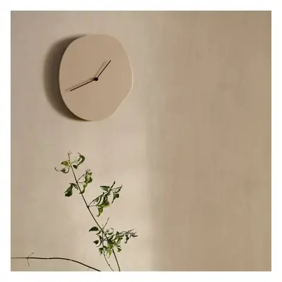 ferm LIVING ferm LIVING nástěnné hodiny Melt, béžová barva, výška 33 cm, dřevo,