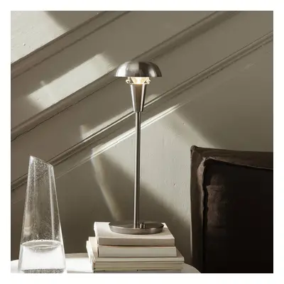 ferm LIVING ferm LIVING Stolní lampa Tiny, nikl, výška 42,2 cm, naklápěcí