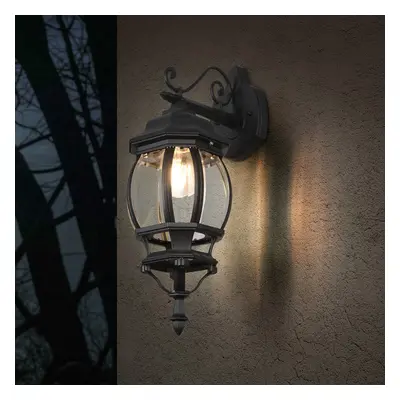 Trio Lighting Venkovní nástěnné svítidlo Elvo, spodní zásuvka, matná černá