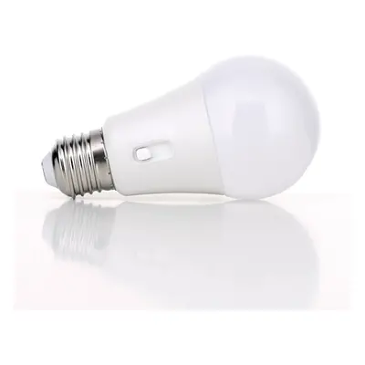 Orion LED žárovka E27, 7,3 W, CCT, opál, 806 lm, stmívatelná