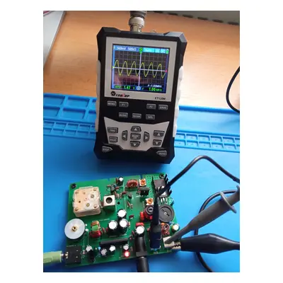 Am Vysílač 700 Khz až 1700 Khz. Video v inzerátu.