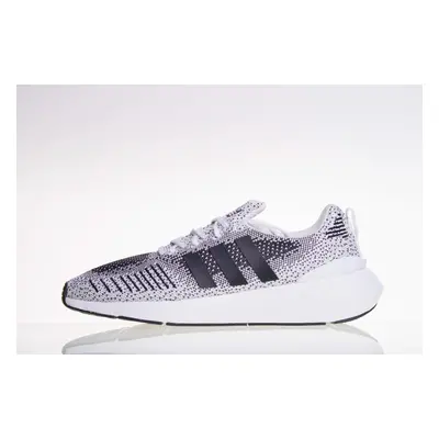 Tenisky Adidas Swift Run 22 - vel.44 a 2/3