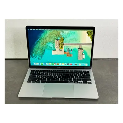 Macbook Air 13 2020 i3 / 8GB / 256GB / Silver