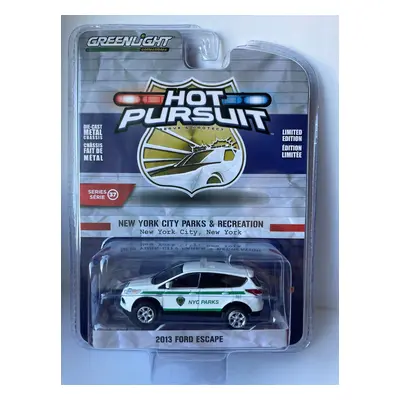 Greenlight 1/64 42950 Ford Escape Policie Nyc Park Recreation