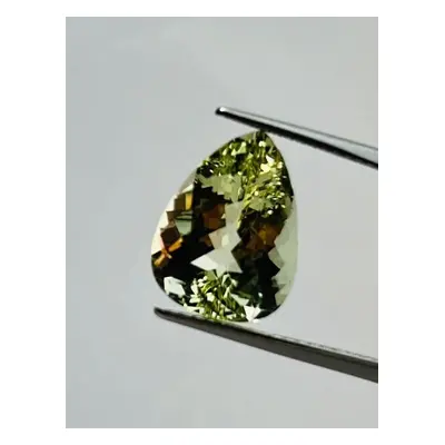 Přírodní zeleno žlutý heliodor 5.09 ct. certifikát Ige