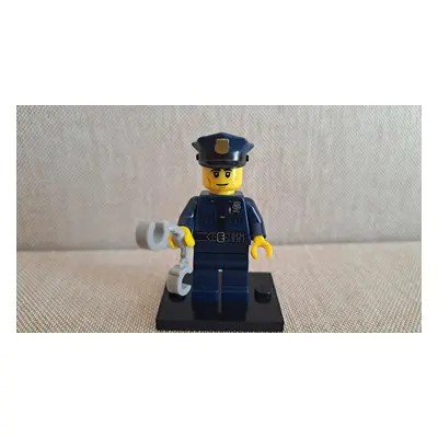 Lego figurka z 9. série Policeman (COL134)