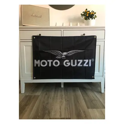 Vlajka Moto Guzzi