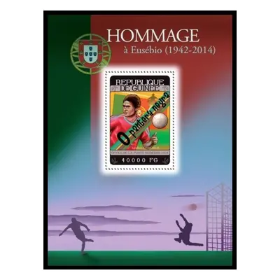 Guinea 2014 Eusébio fotbal Mi Block 2399 Kat 16 P108