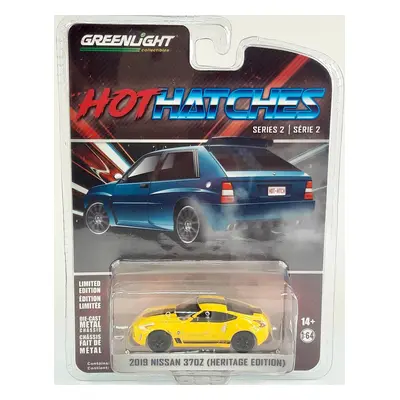 2019 Nissan 370Z (Heritage Edition) Hot hatch- Greenlight 1/64(M38-4)