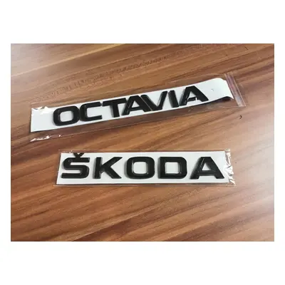 Nápis na zadní dveře Škoda nebo Octavia černé