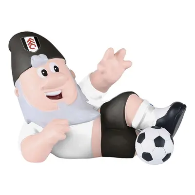 Fulham trpaslík sliding tackle gnome