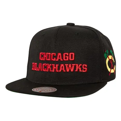 Chicago Blackhawks čepice flat kšiltovka NHL Triple Play Snapback