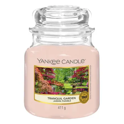 Yankee Candle Aromatická svíčka Classic střední Tranquil Garden 411 g