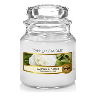 Yankee Candle Aromatická svíčka Classic malá Camellia Blossom 104 g