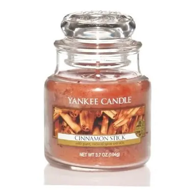 Yankee Candle Vonná svíčka Classic malý Cinnamon Stick 104 g