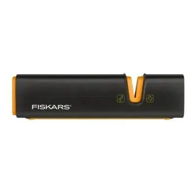 Ostřič nožů a seker FISKARS Xsharp 120740