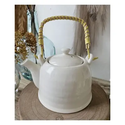 Bílá porcelánová konvička se sítkem na čaj - 18*14*12 cm / 0,8L