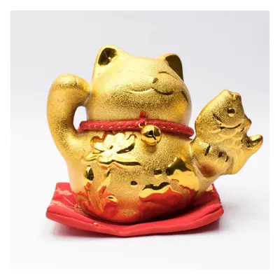 Milujeme Kameny Maneki neko - zlatá mávající kočička s rybou - feng shui