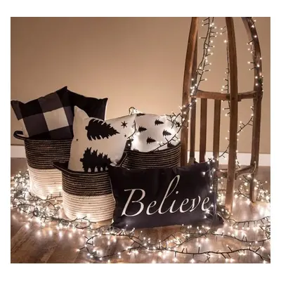 Bílo-černý povlak na polštář se stromky Believe Black&White X-Mas - 30*50 cm