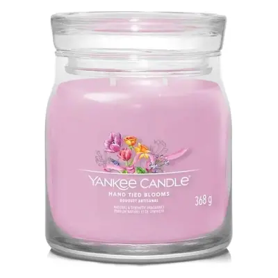 Yankee Candle vonná svíčka Signature ve skle střední Hand Tied Blooms 368g