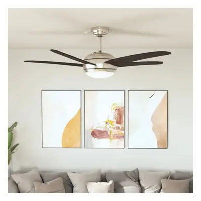 vidaXL Ozdobný stropní ventilátor se světlem 128 cm hnědý