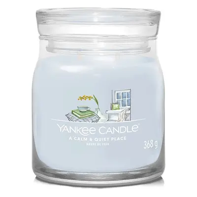 Yankee Candle vonná svíčka Signature ve skle střední a Calm & Quiet place 368g