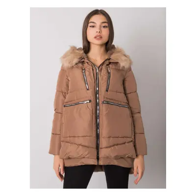 SVĚTLE HNĚDÁ DÁMSKÁ ZIMNÍ BUNDA SE ZIPY NM-KR-H-1072.95P-CAMEL