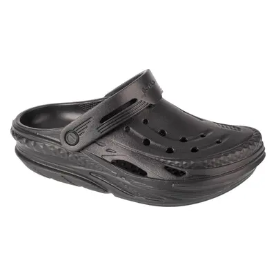 Černé nazouváky na platformě Crocs Off Grid Clog 209501-001