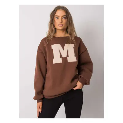 Hnědá mikina s písmenem M EM-BL-617-1.34X-brown