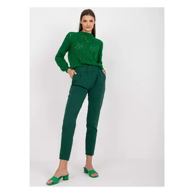 Tmavě zelené kalhoty Giulia opaskem -DHJ-SP-12787.21X-dark green