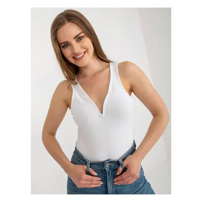 Bílé dámské žebrované body s výstřihem -BO-L55093.29-white