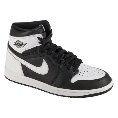 Bílo-černé pánské kotníkové tenisky Air Jordan 1 Mid Retro DZ5485-010