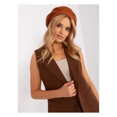 HNĚDÝ STYLOVÝ BARET AT-CZ-231305.82P-LIGHT BROWN