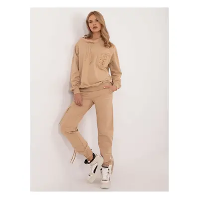 Béžová dámská tepláková souprava kapsami CLM-KMPL-1278.08P-beige