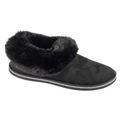 Černé dámské pantofle s kožíškem Skechers Cozy Campfire - Winter Nights 169012-BBK