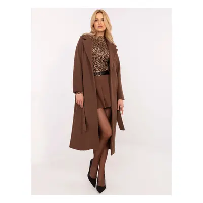 Dlouhý tmavě hnědý kabát páskem TW-PL-BI-5312-1.31-brown